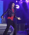 61344_Celebutopia-Bill_Kaulitz_performs_on_stage_during_concert_in_Rome-06_122_398lo.jpg
